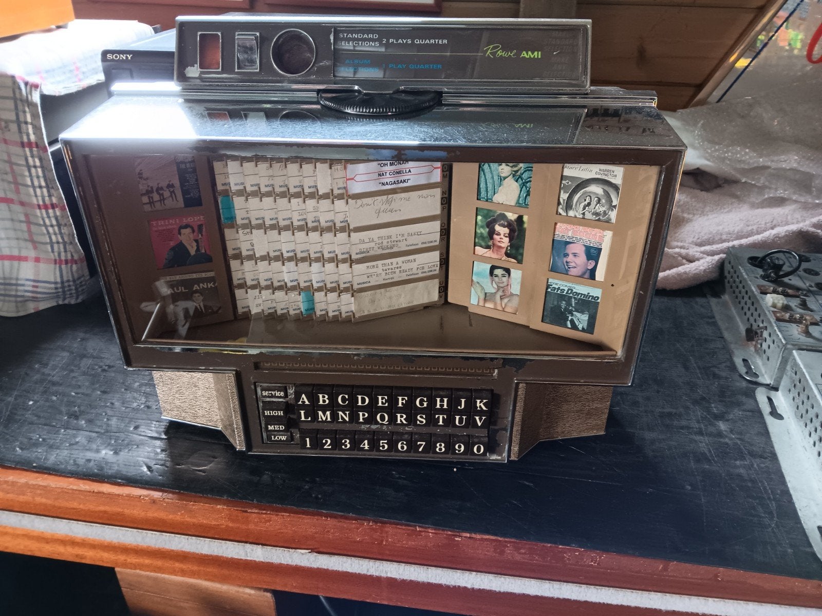 jukebox  walbox AMI, Collections, Enlèvement, Ami
