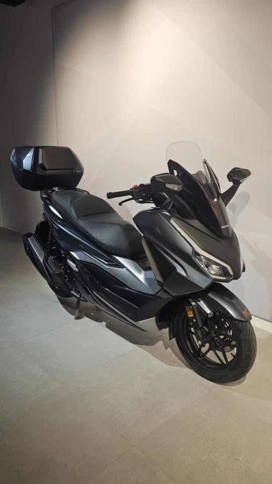 Honda NSS350 FORZA (bj 2023), Motoren, Bedrijf, 12 t/m 35 kW, Scooter, 330 cc
