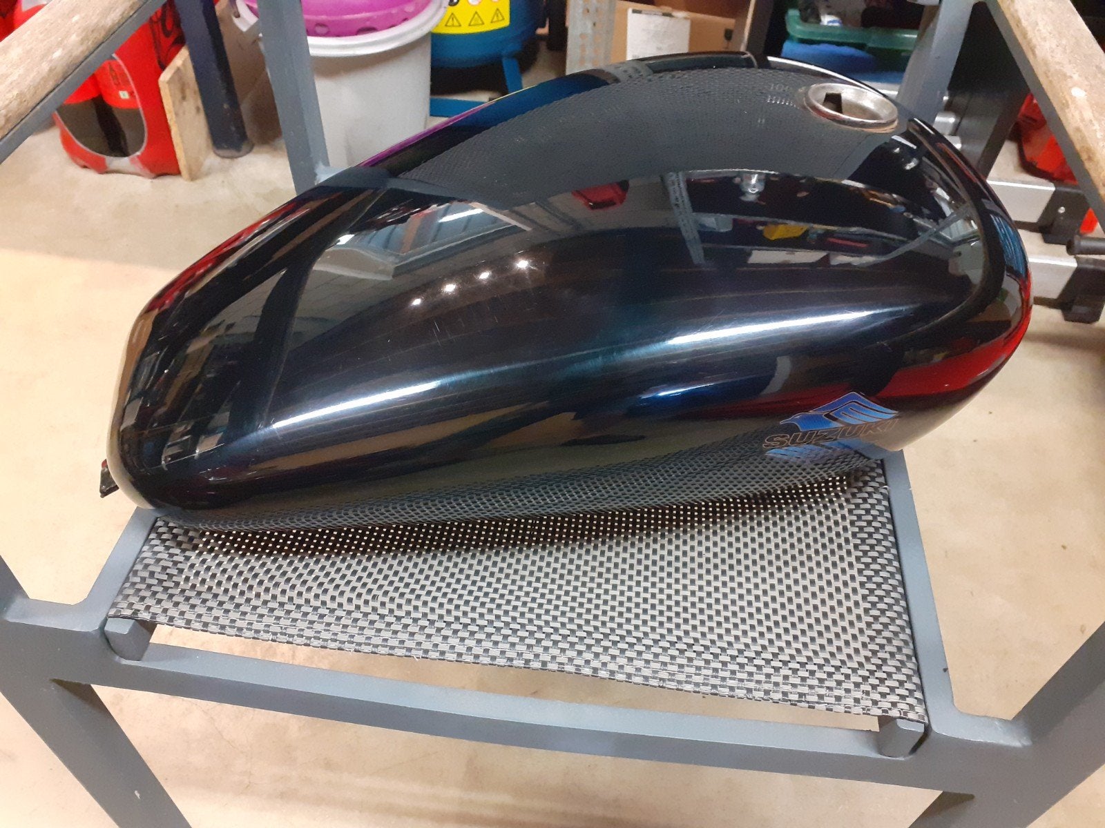 Benzinetank Suzuki Intruder VS700,  VS 400, 600, 750, 800, Motoren, Onderdelen | Suzuki, Ophalen, Gebruikt