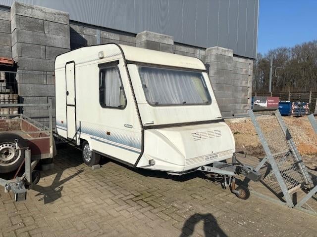 Caravan Adria, Rondzit, Omvormbare zithoek, Bedrijf, Tot en met 3