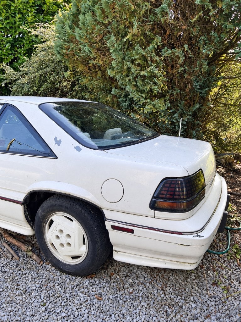 Pontiac Grand Prix 2.8 V6  1988 Moteur ok, Auto's, Wit, Particulier, 2 deurs, Grand Prix