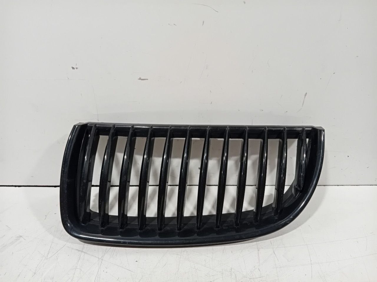Grillerooster links BMW 3 serie, Autos : Pièces & Accessoires, BMW, Onderdelen@venauto.nl, Van der Ven Autorecycling B.V., Ettenseweg 76, 4706 PB Roosendaal, The Netherlands