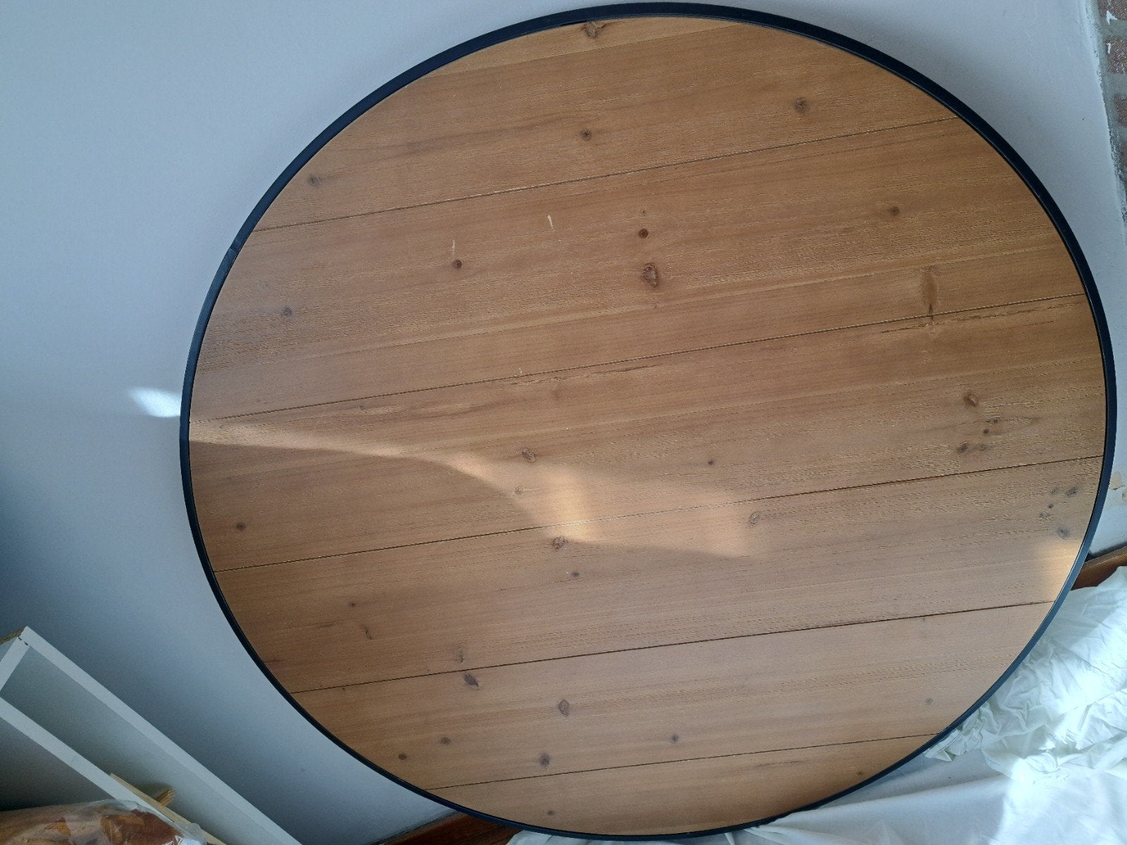 Beige en zwarte ronde eettafel voor 4/5 personen,  (Ø110), Ophalen, Gebruikt