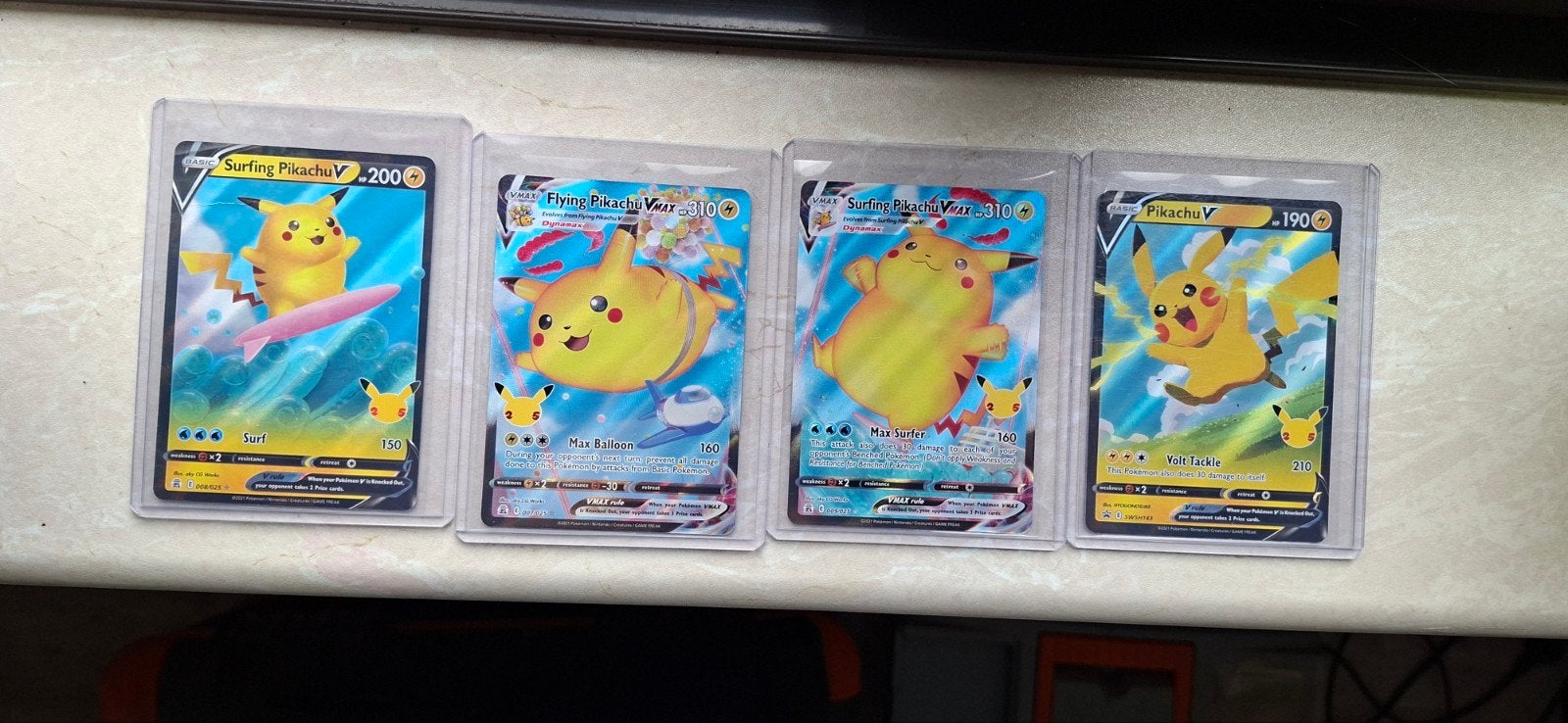 pokemon pikachu celebration, Hobby en Vrije tijd, Verzamelkaartspellen | Pokémon, Ophalen of Verzenden, Zo goed als nieuw, Meerdere kaarten