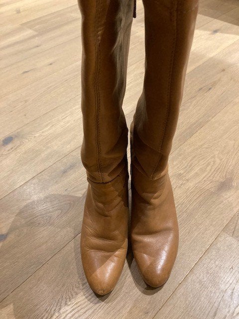 Massimo Dutti laarzen cognac kleur maat 38, Kleding | Dames, Hoge laarzen, Overige kleuren, Massimo Dutti, Ophalen of Verzenden