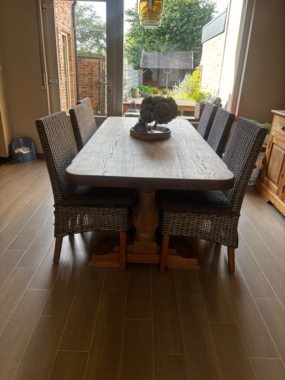 Eiken tafel, Ophalen, Gebruikt
