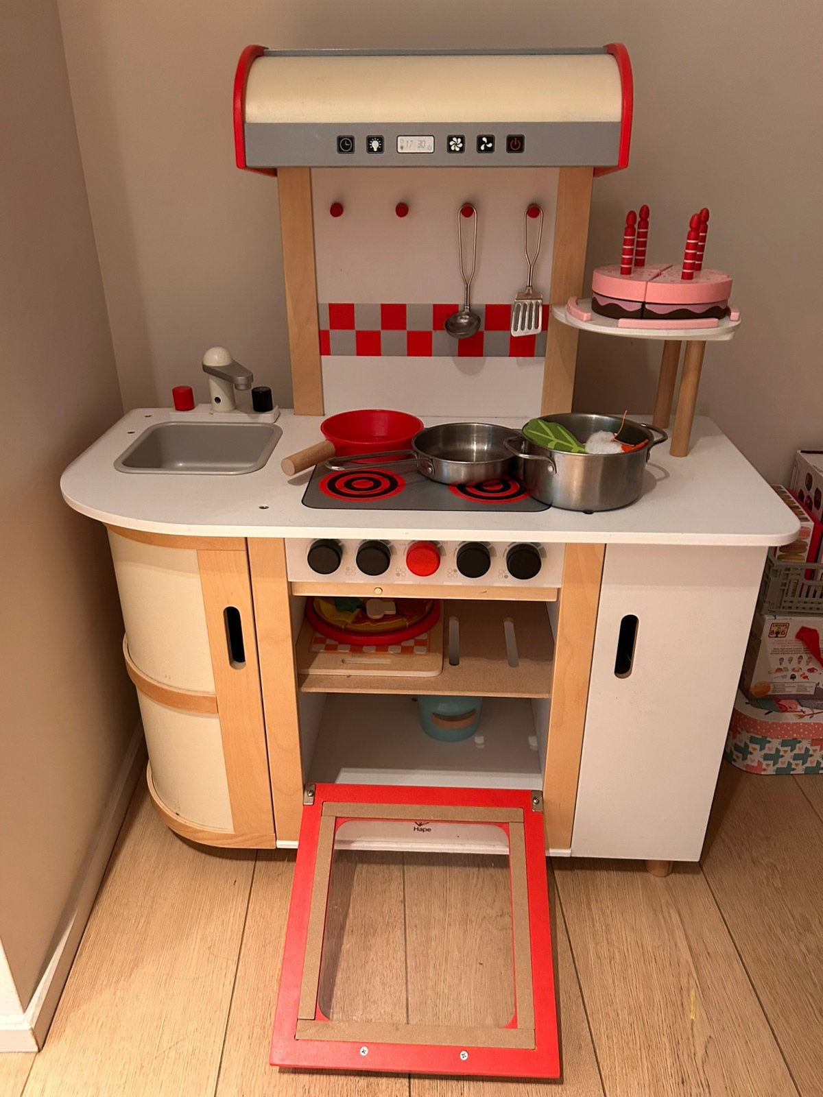 Cuisine multifonction enfant en parfait état, Enfants & Bébés, Enlèvement, Comme neuf