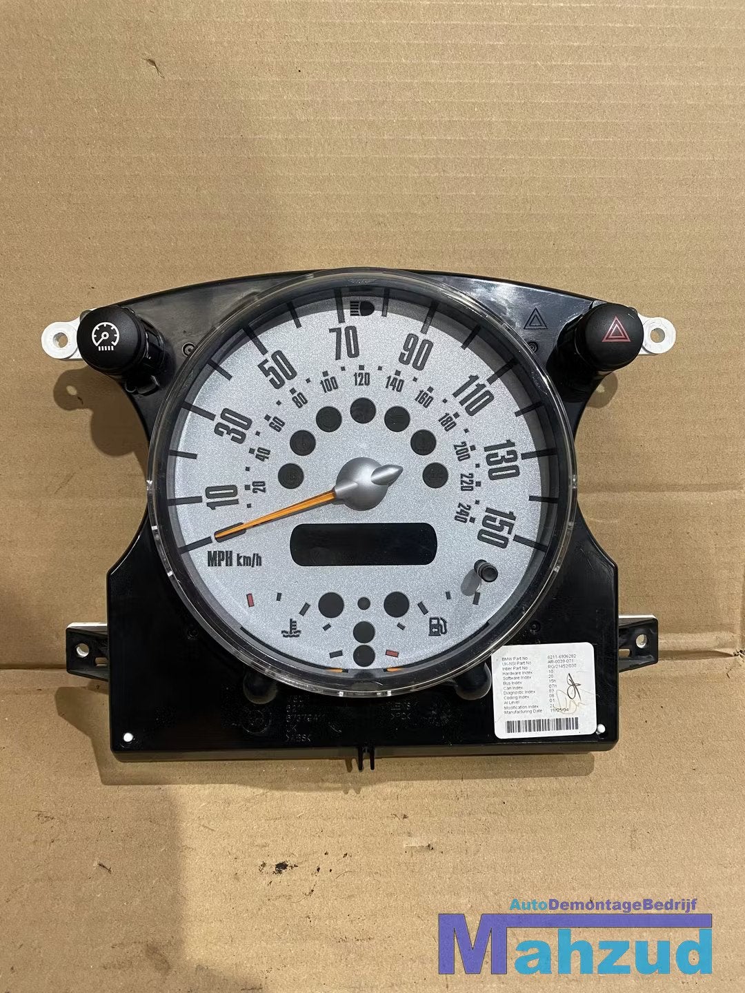 MINI COOPER R50 R53 1.6 S instrumentenpaneel km teller (UK), Auto-onderdelen, Dashboard en Schakelaars, Gebruikt, Customer.service@mini.co.uk