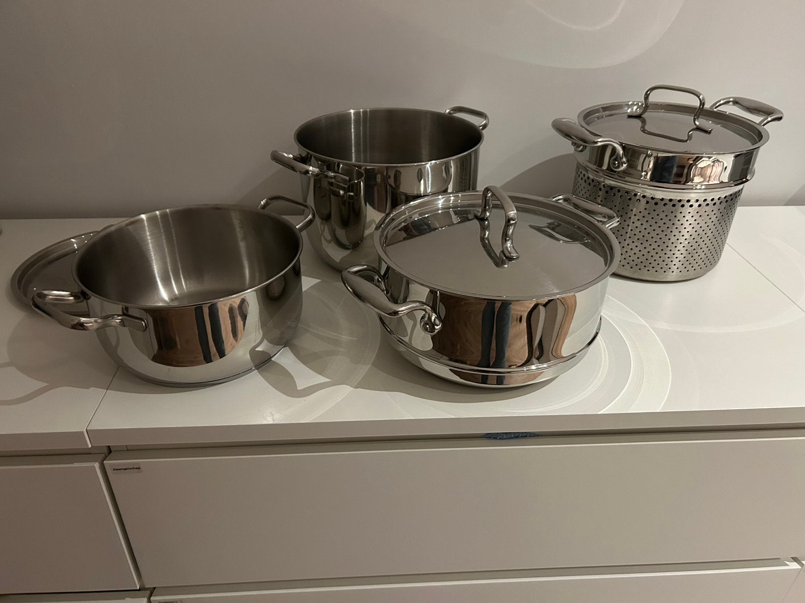 Kookpotten set Lagostina NIEUW, Huis en Inrichting, Ophalen of Verzenden, Zo goed als nieuw