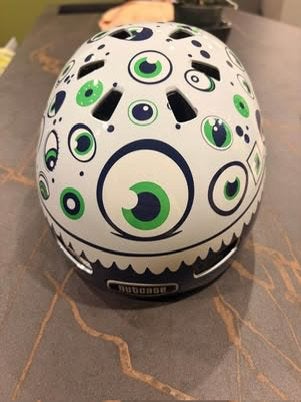 Nutcase Little Nutty all eyes on you Glow small 48-52 cm, Vélos & Vélomoteurs, Accessoires vélo | Casques de vélo, Enlèvement
