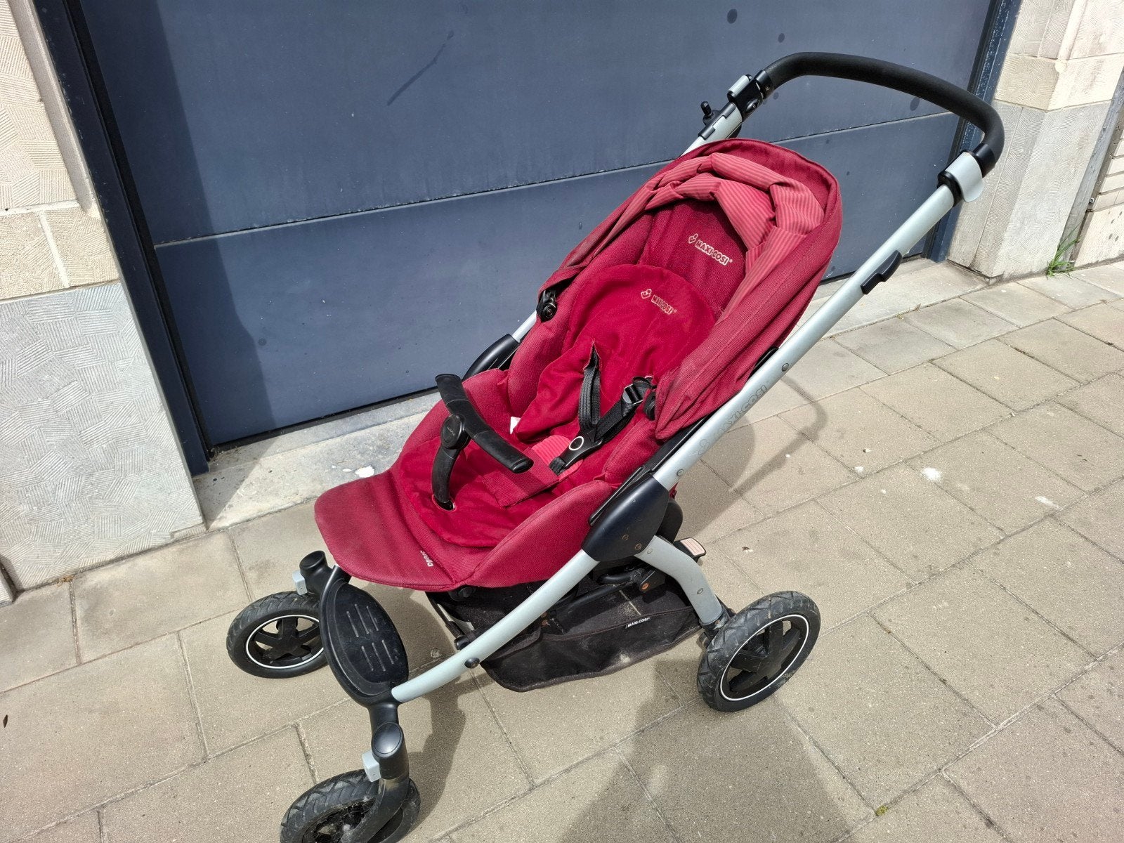 Buggy maxi cosi stella plus reiswieg, Ophalen