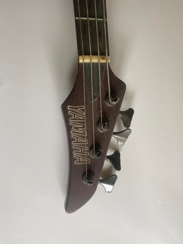 Vintage late 70s basgitaar Yamaha, Muziek en Instrumenten, Gebruikt, Met versterker, Solid body, Ophalen