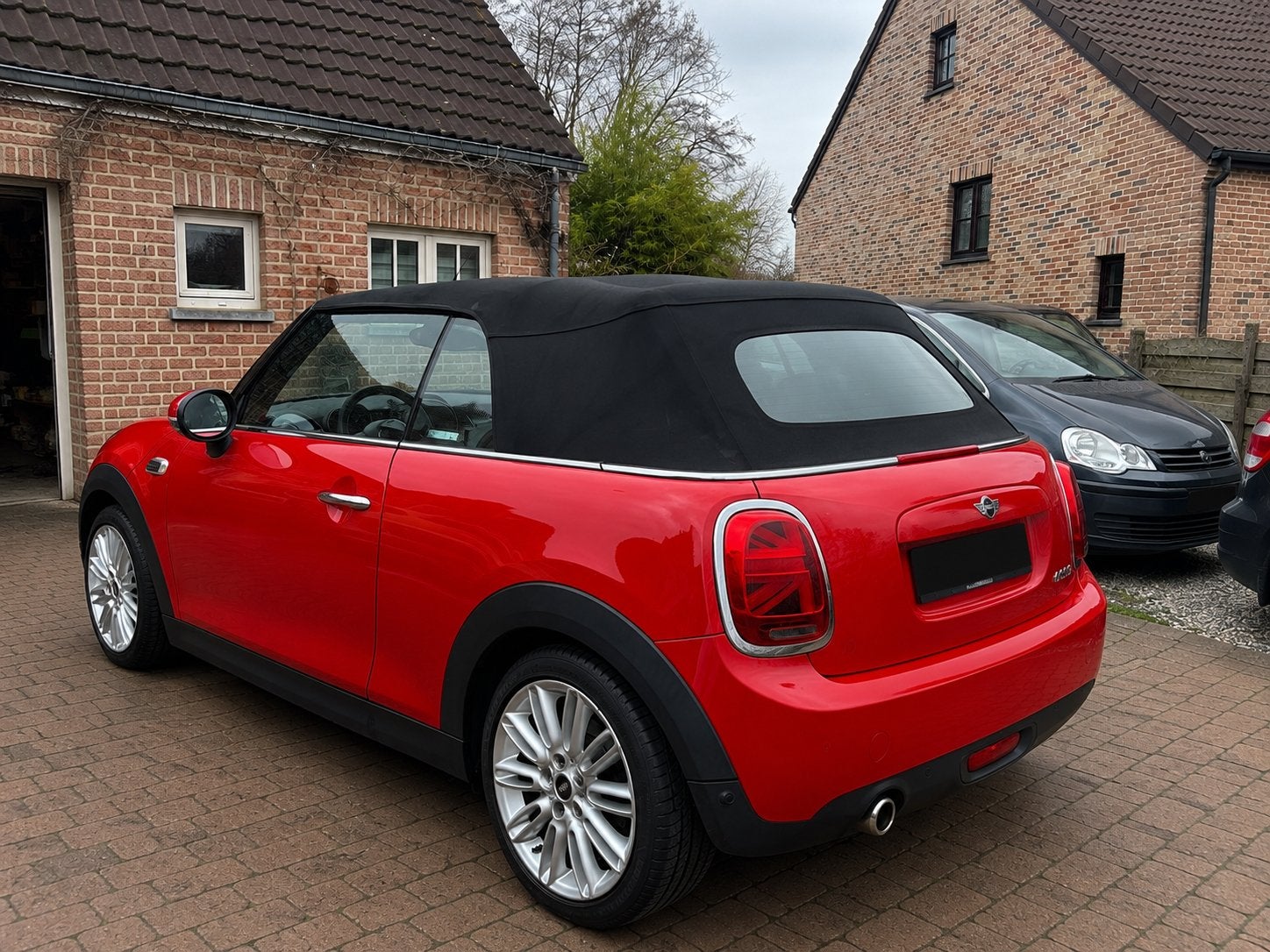 Mini Cooper cabriolet, Autos, 15 cm³, Achat, Cabriolet, Noir