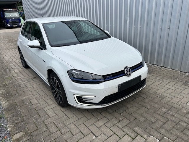 Vw golf GTE, Auto's, Stof, Wit, 5 deurs, Voorwielaandrijving