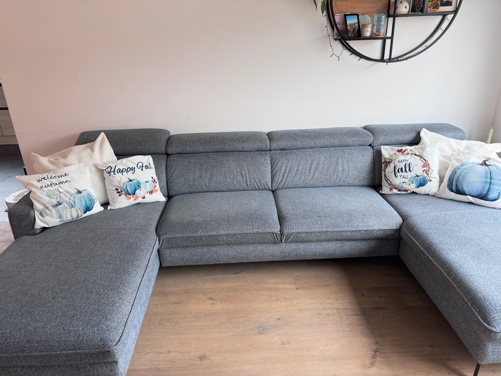 U salon Xooon. Lichtblauw/ grijzige kleur, Ophalen, Gebruikt, Vierpersoons of meer