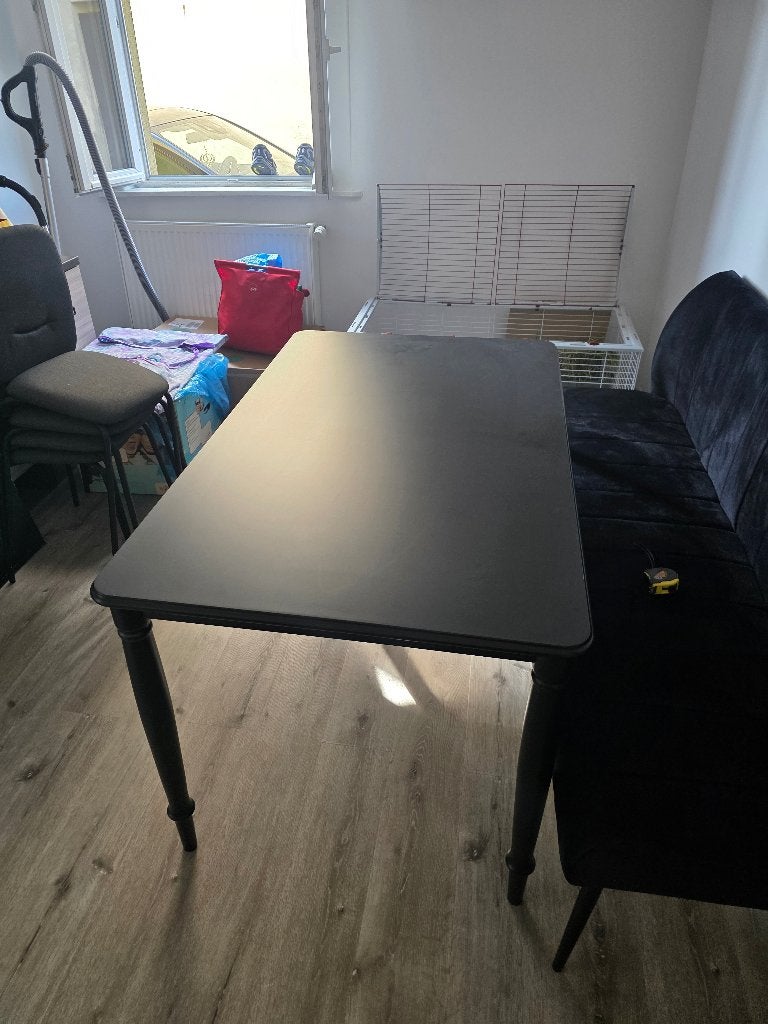 Table a manger Ikea a vendre, Maison & Meubles, Tables | Tables à manger, Comme neuf, 50 à 100 cm, 100 à 150 cm, Cinq personnes ou plus