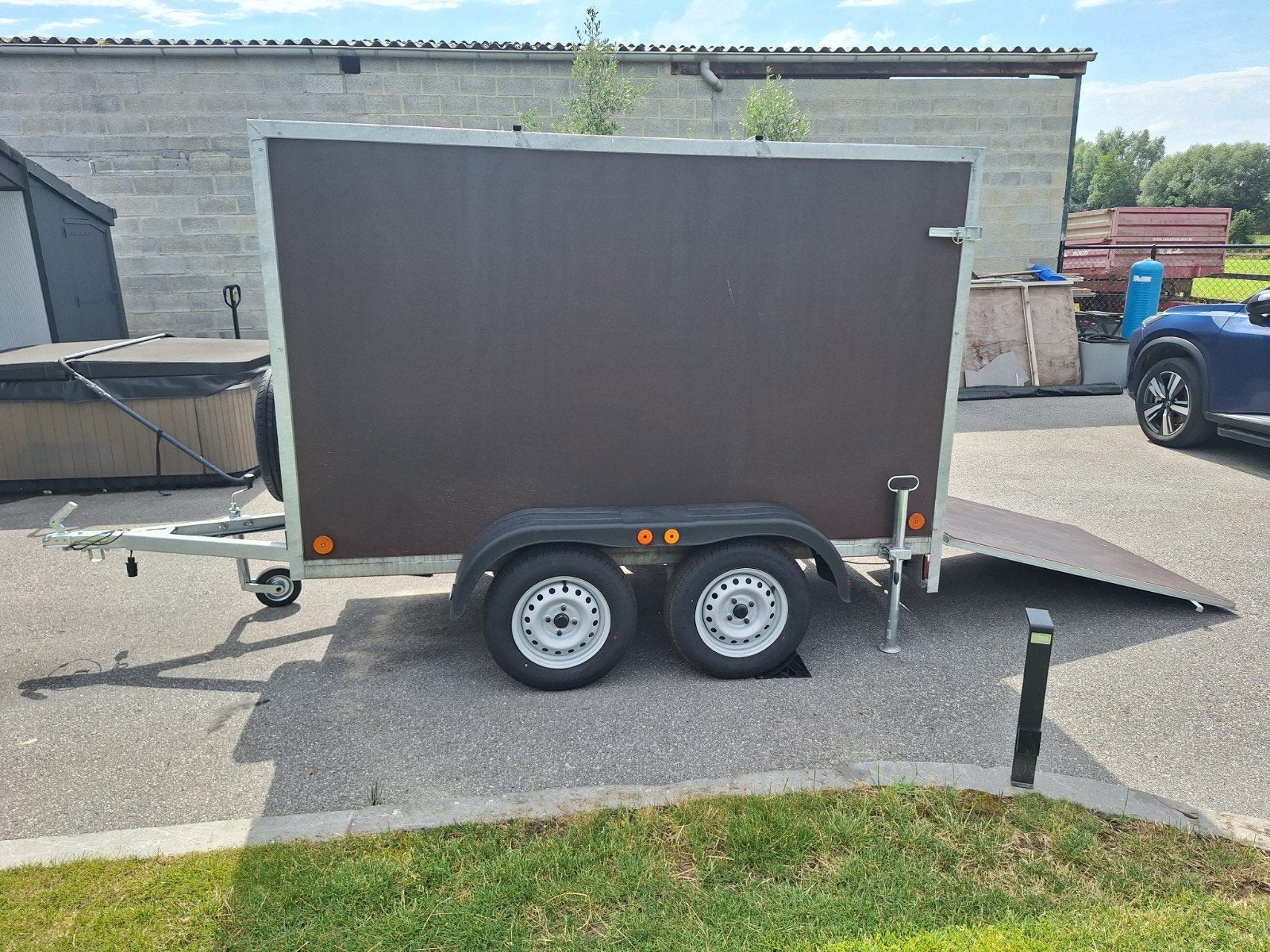 Gesloten aanhangwagen 750kg te koop., Ophalen, Nieuw