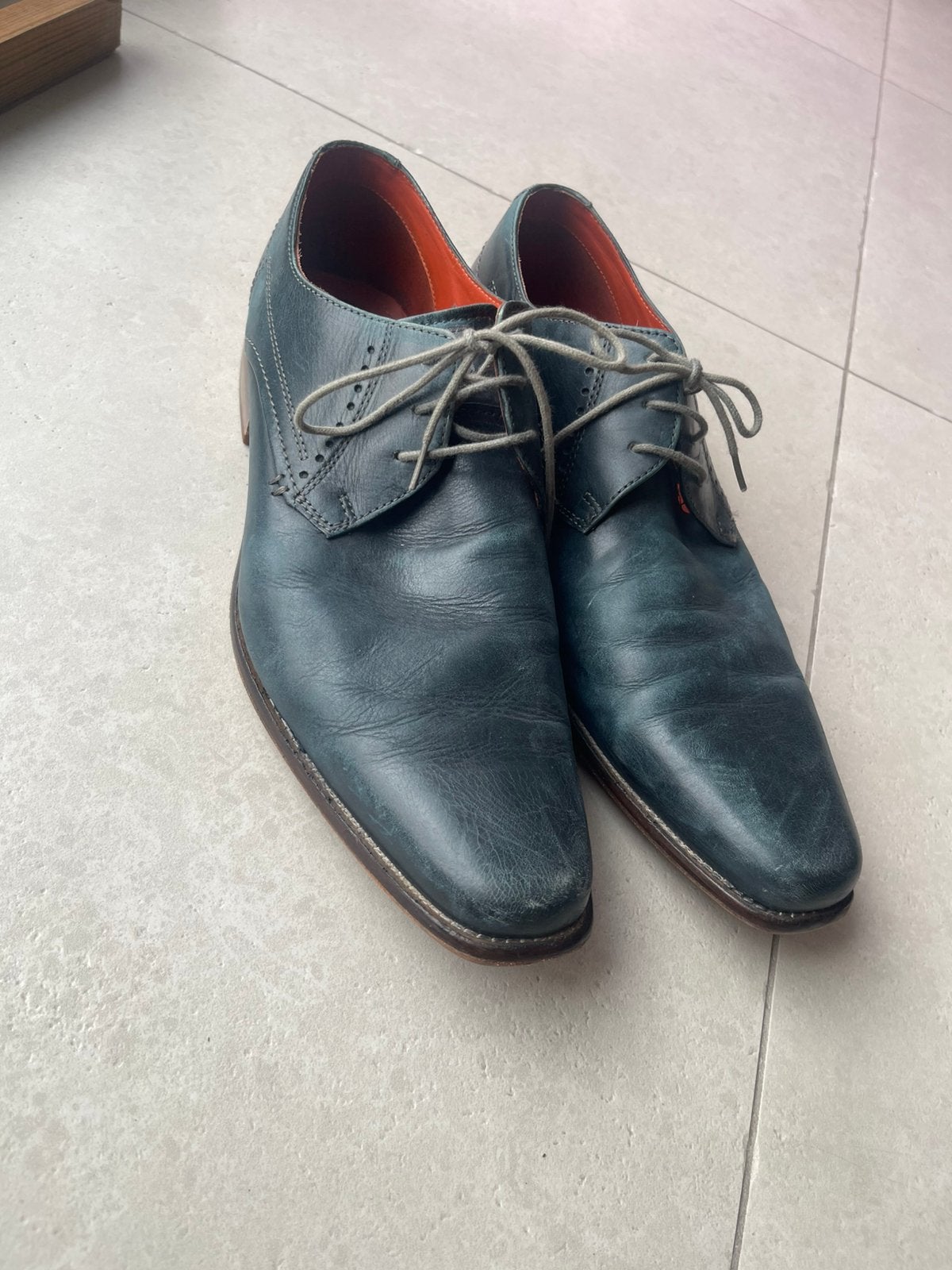 Chaussures Bugatti pour homme - taille 45, Vêtements | Hommes, Chaussures, Enlèvement ou Envoi, Chaussures à lacets, Porté, Bleu