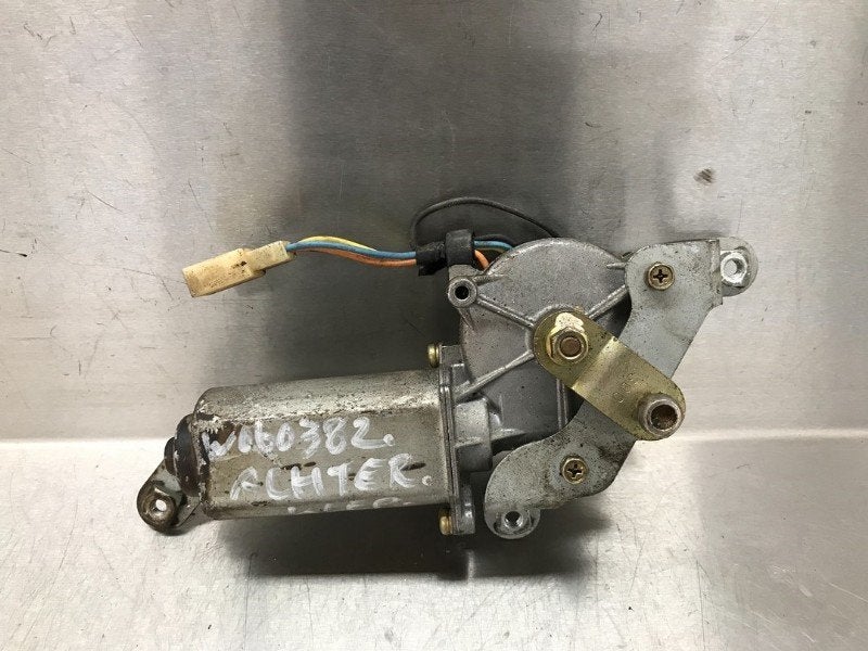 MOTEUR ESSUIE-GLACE ARRIÈRE Suzuki Alto (SB308), Utilisé, Suzuki