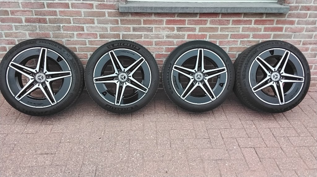 MERCEDES AMG VELGEN 18* BREEDSET W206 W205, Ophalen, 18 inch, Gebruikt, Banden en Velgen