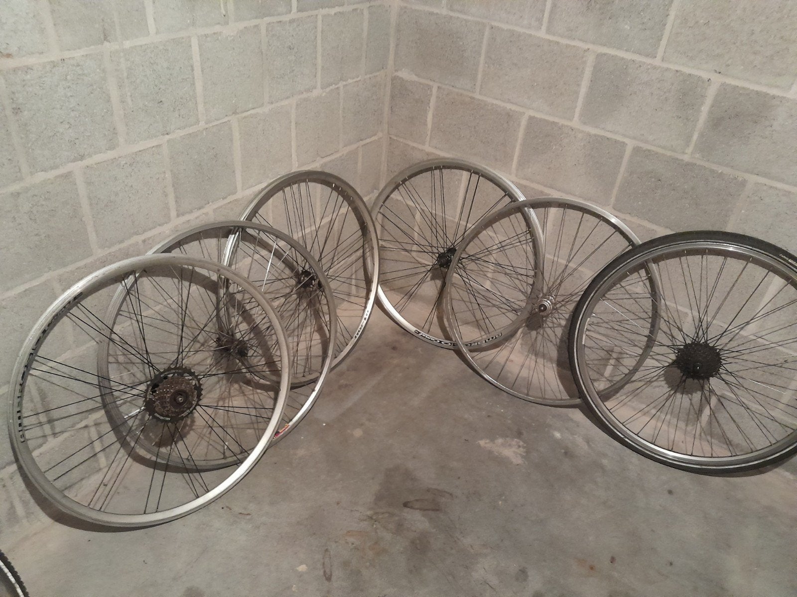 lot van fiets wielen gratis, Ophalen