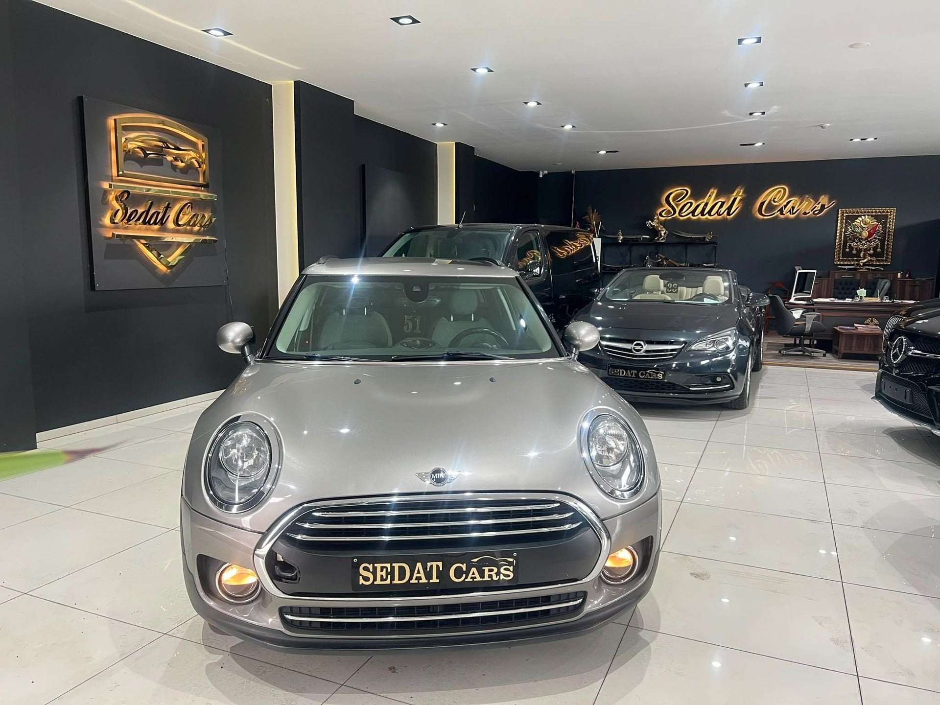 Mini Clubman One D, Achat, Entreprise, 5 portes, https://public.car-pass.be/vhr/600cac1e-4c00-44e9-97f0-b7a4725b402d