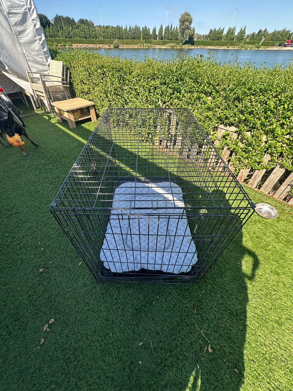 Honden bench L:1m22 B:76cm H:85cm, Dieren en Toebehoren, Hondenhokken, Ophalen, 65 tot 100 cm, Hondenhok, 110 cm of meer