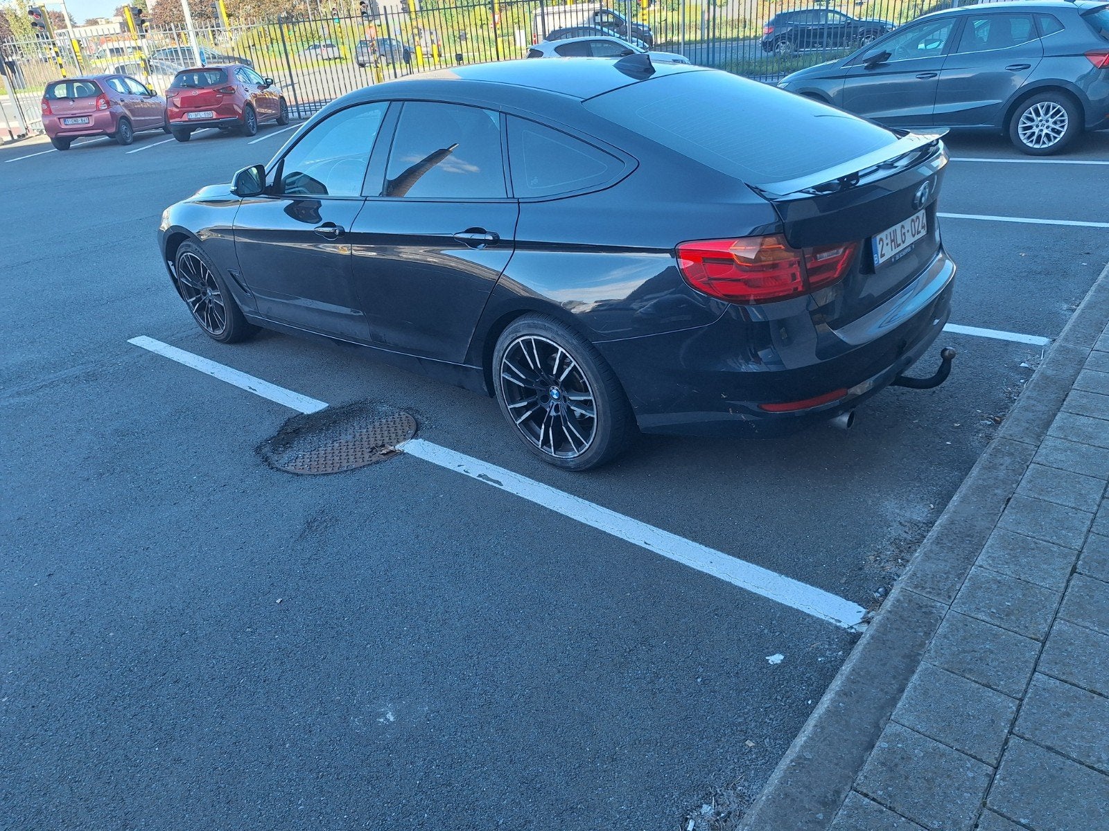 bmw 318d gt euro6b diesel 2015, Auto's, 4 cilinders, Leder, 3 Reeks GT, Particulier