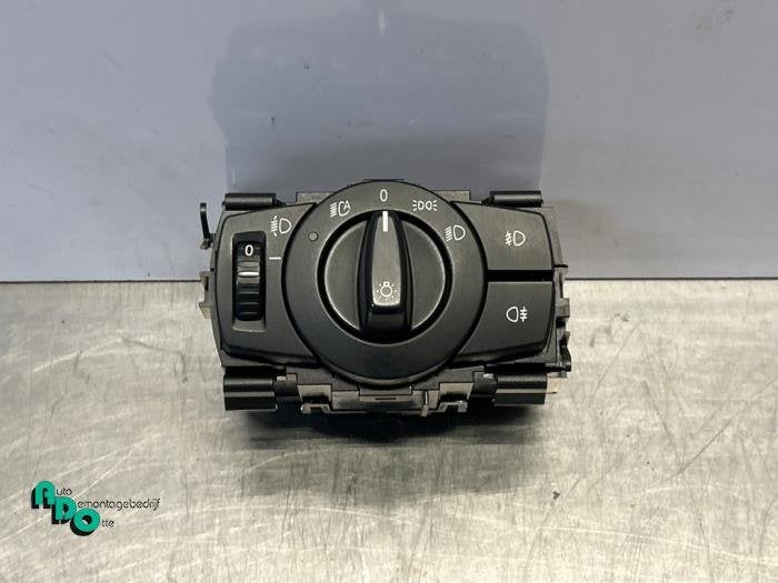 Commutateur lumière d'un BMW 1-Serie (1-Serie 03-), -, 3 mois de garantie, Utilisé, -