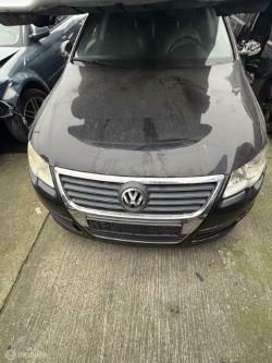 Voorbumper Volkswagen Passat B6 ('05-'10), Autos : Pièces & Accessoires, Carrosserie & Tôlerie, Pare-chocs, Volkswagen, Avant