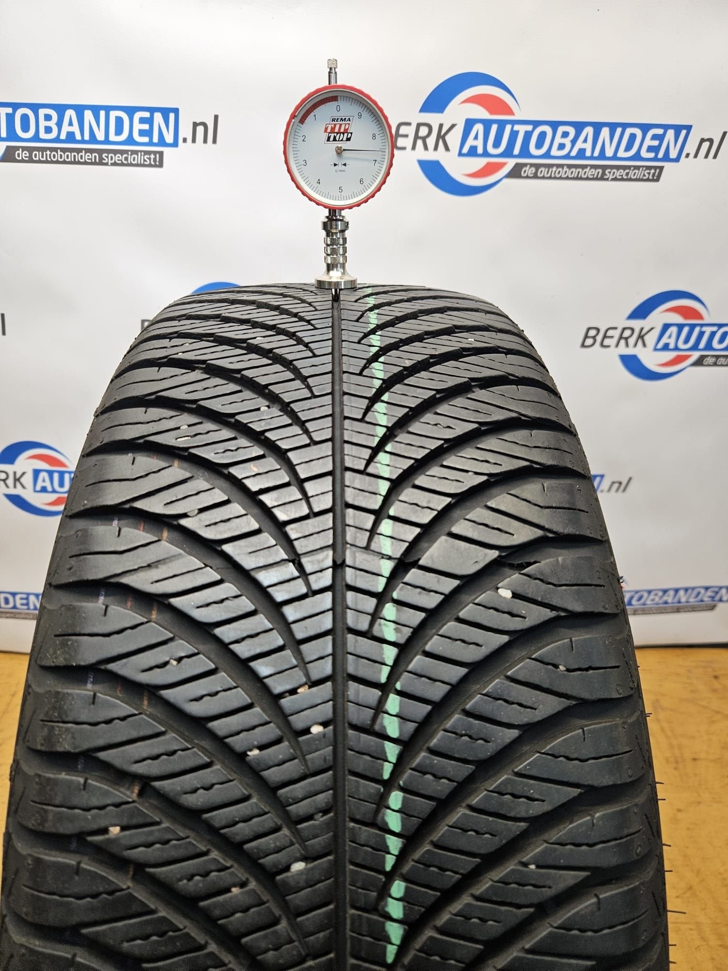 2x Goodyear Vector 4 Seasons 215/50 R17 95V 215/50/17 215501, 215 mm, 4 Saisons, Véhicule de tourisme, -