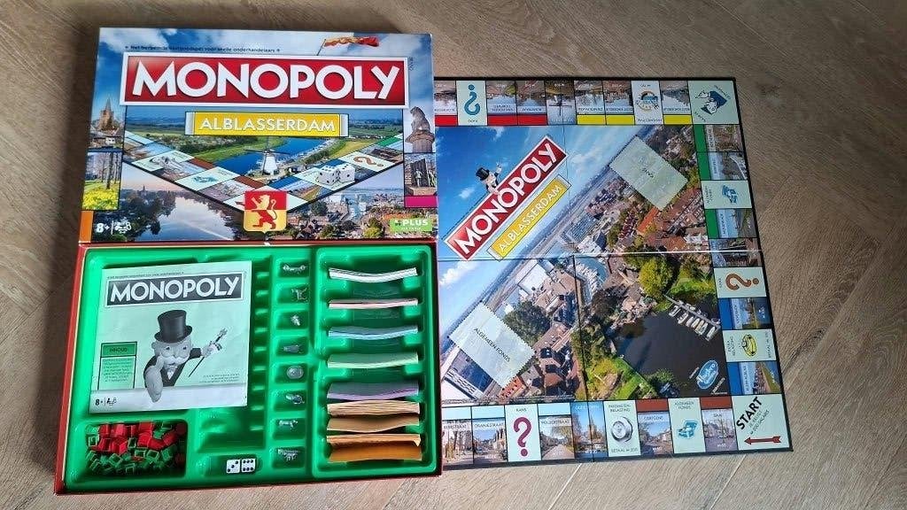 bordspel nieuw Monopoly Alblasserdam NL, Hobby en Vrije tijd, Een of twee spelers, Ophalen of Verzenden, Nieuw, Monopoly
