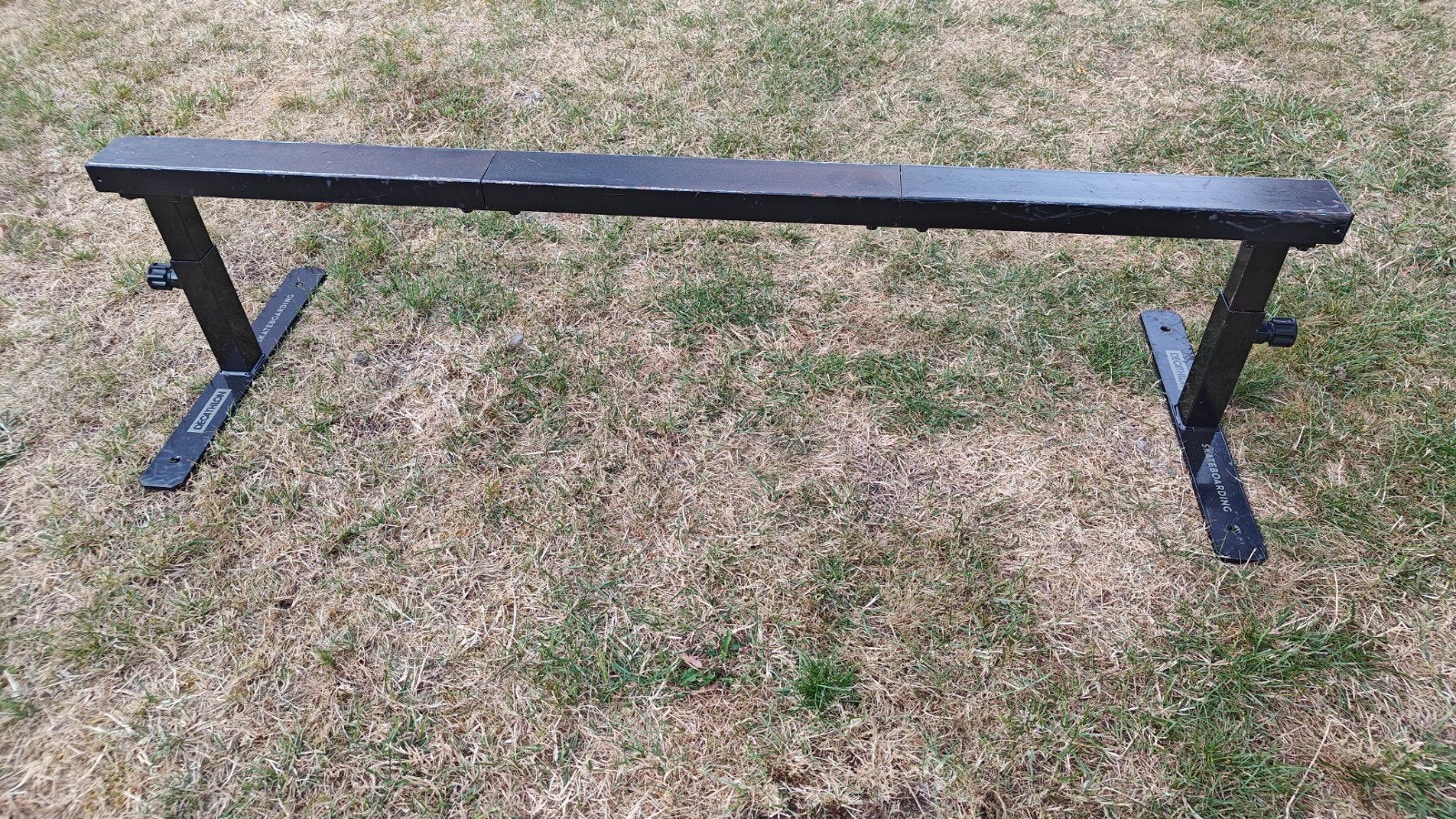 Decathlon skate rail verstelbaar 
VIERKANTE SLIDERAIL / GRIN, Enlèvement