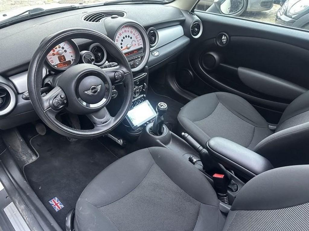 MINI One 1.6i One  55KW , veel opties, Mooie Look,17" JCW a, Auto's, Mini, 75 pk, Beige, Bedrijf, Handgeschakeld