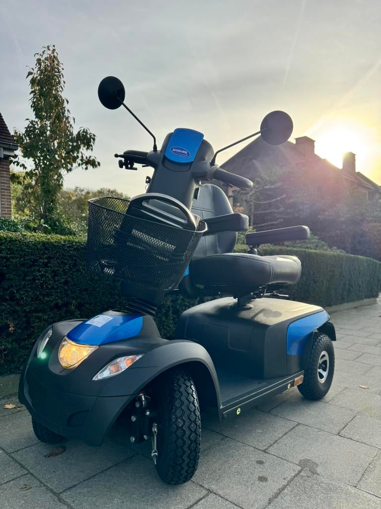 Nieuwstaat Scootmobiel Invacare comet pro invalide scooter, Ophalen of Verzenden, Inklapbaar, Zo goed als nieuw, Elektrische rolstoel