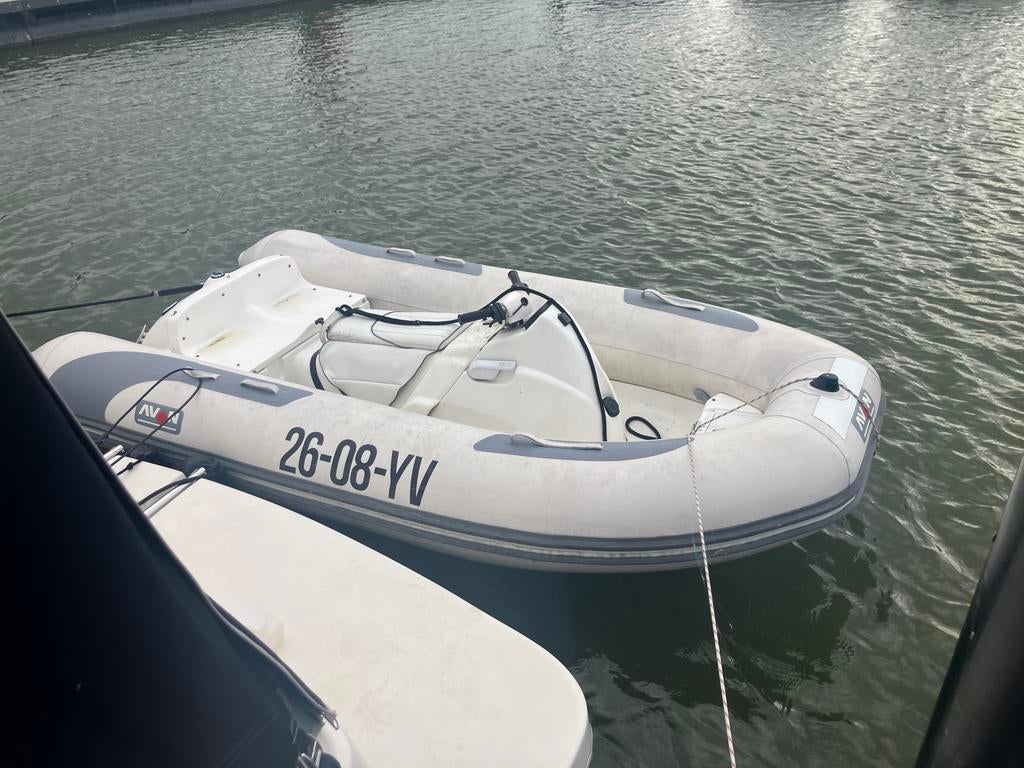 Avon 320 JET RIB + trailer 3500 euro !, Watersport en Boten, Gebruikt, Yamaha, Ophalen of Verzenden, Benzine