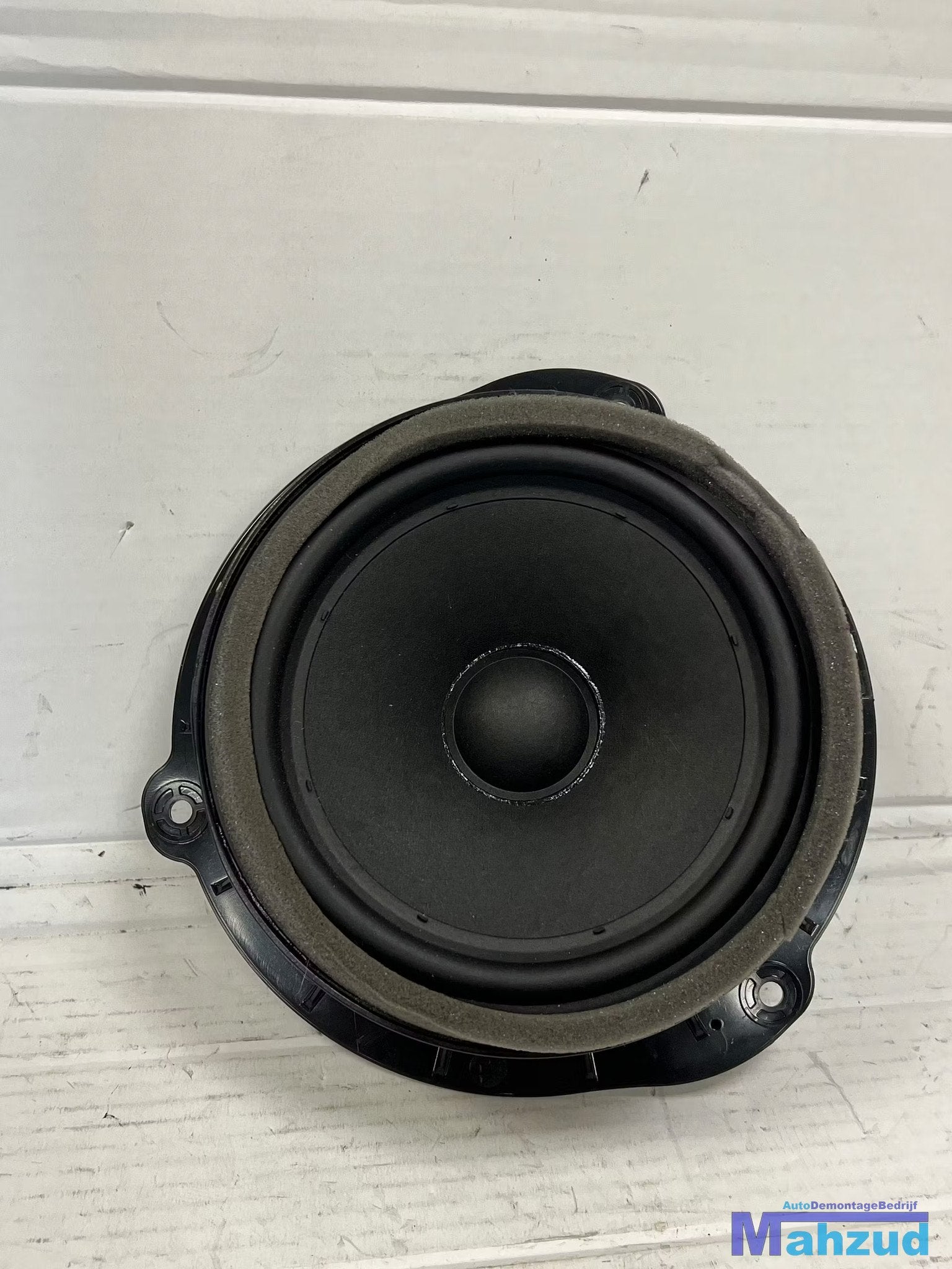 AUDI Q5 FYB Wit links achter deur speaker 2016-2020, Auto-onderdelen, Gebruikt, AUDI AG, Auto-Union-Strasse 1
85045  Ingolstadt, DE