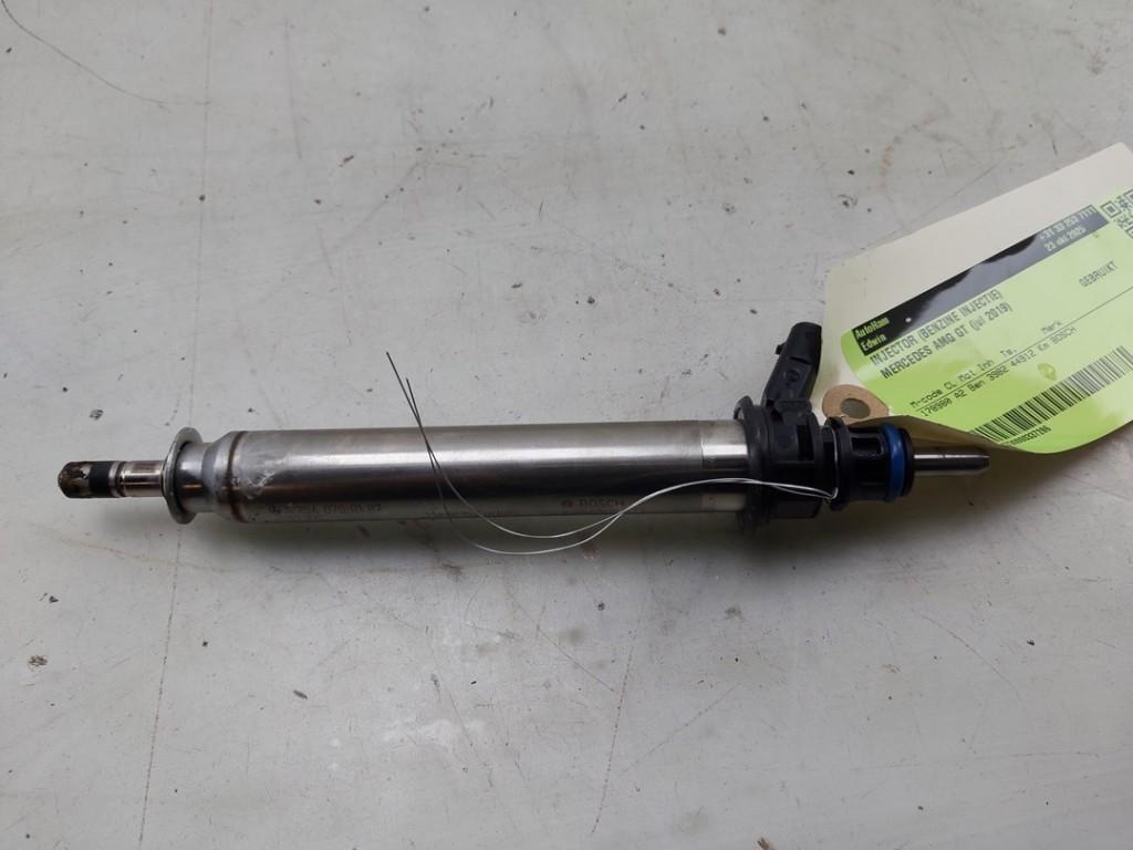 INJECTEUR Mercedes-Benz AMG GT (C190) (01-2014/-), Utilisé, Mercedes-Benz