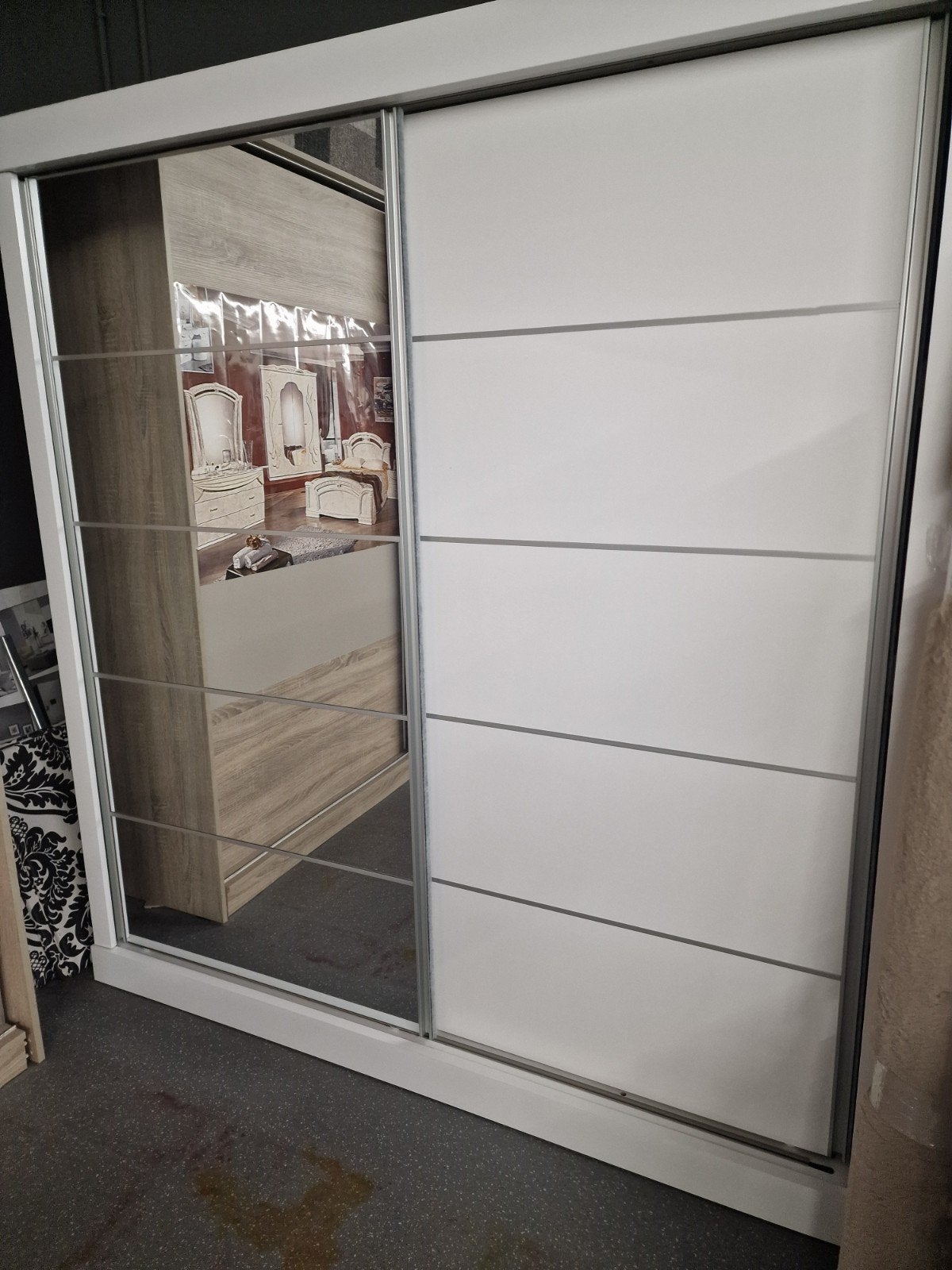 Kleerkast 499 €, Enlèvement