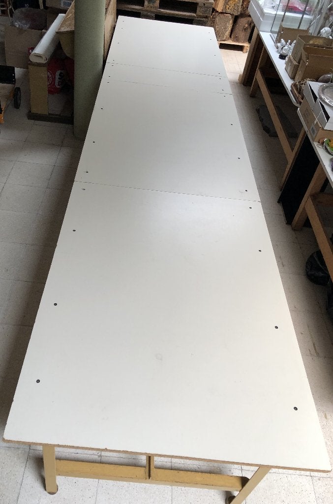 Tafel ijzer met houten blad, Ophalen