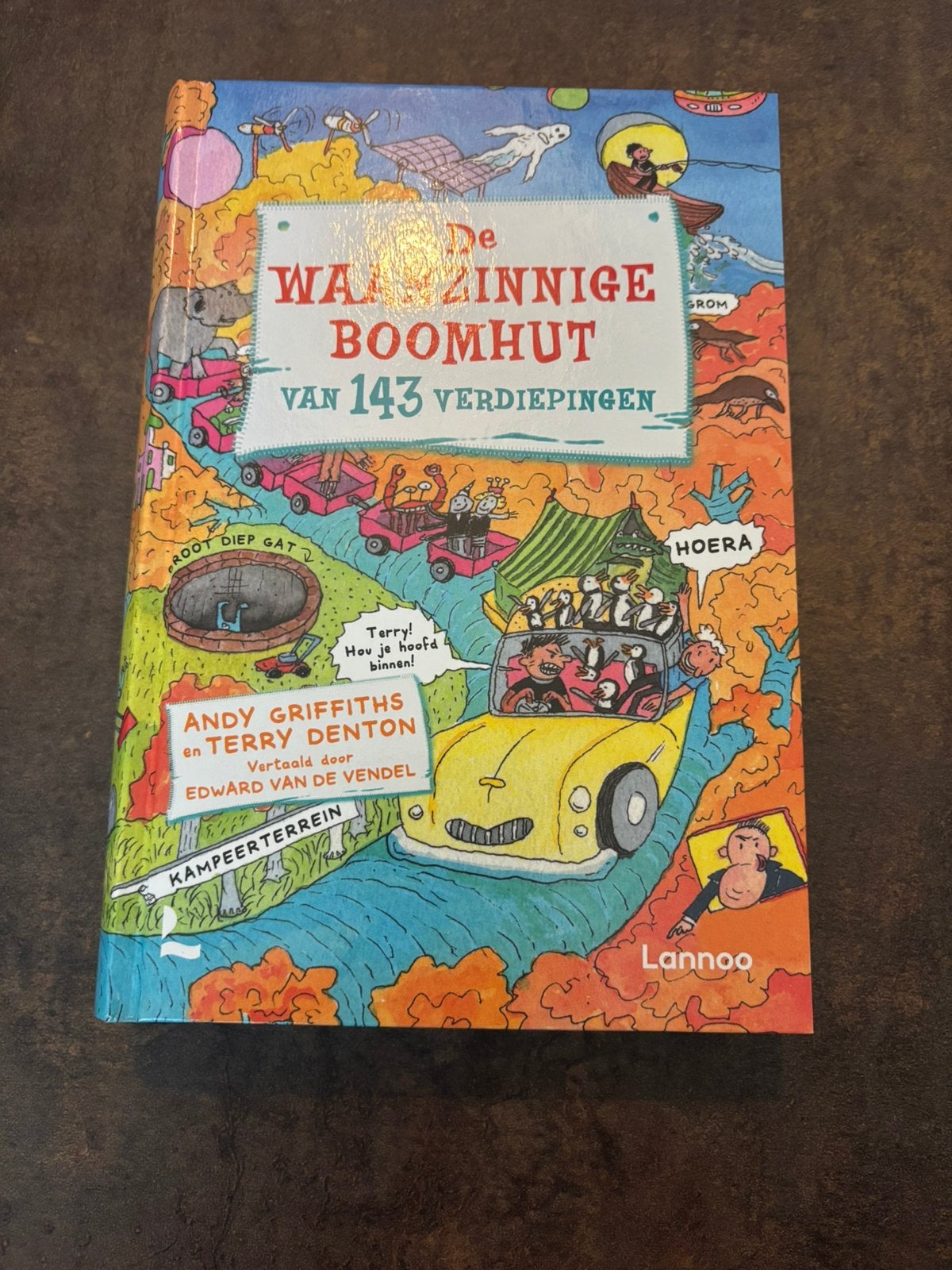 De waanzinnige boomhut van 143 verdiepingen, Boeken, Ophalen, Zo goed als nieuw, Fictie algemeen
