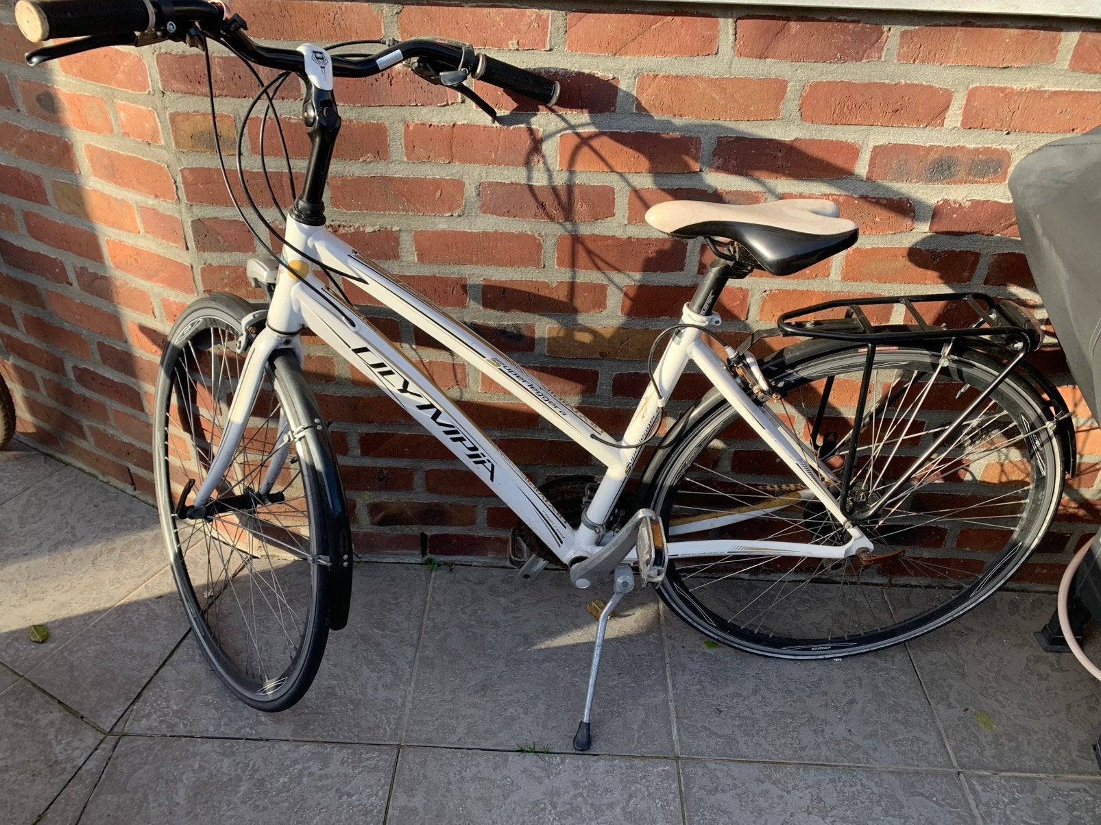 Gratis op te halen 2 damesfietsen gereserveerd tot 18h 26/10, Vélos & Vélomoteurs, Autres marques, 10 à 15 vitesses, Frein sur jante