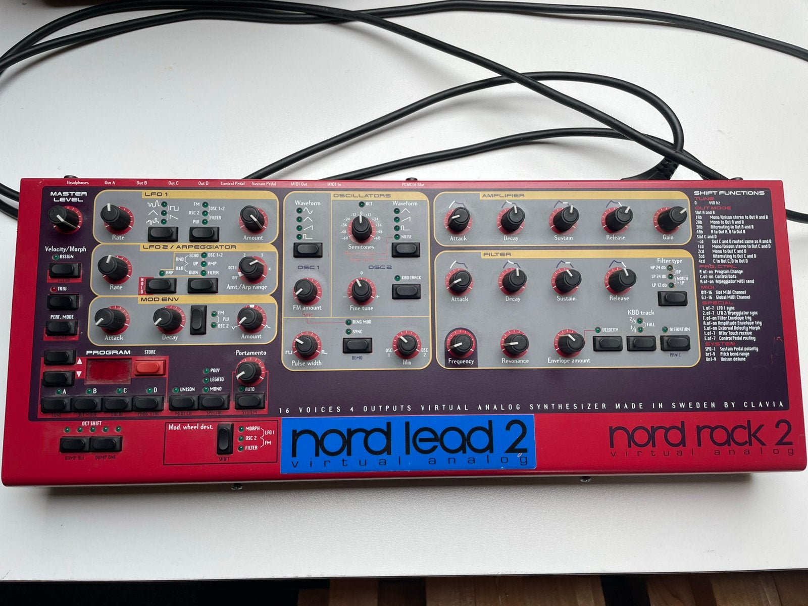 Clavia Nordrack 2, Muziek en Instrumenten, Ophalen of Verzenden, Gebruikt, Met midi-aansluiting