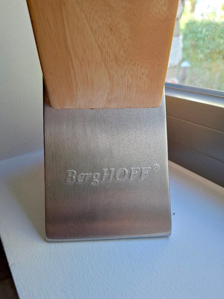 Set de couteaux BergHOFF premium + bloc et fusil à aiguiser, Enlèvement, Utilisé, Autres marques, Inox ou Chrome