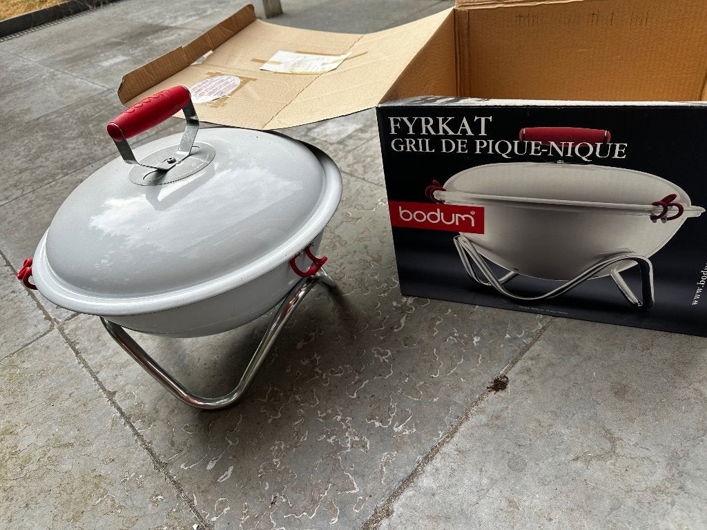Tafel BBQ, Tuin en Terras, Ophalen, Zo goed als nieuw, BODUM