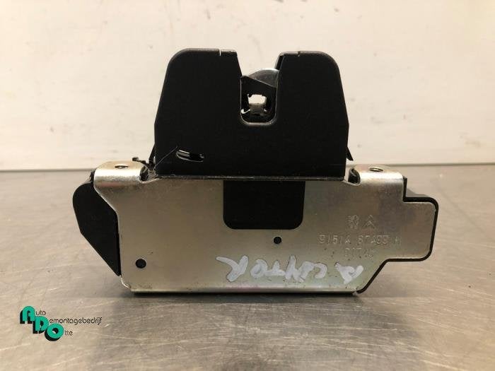 Mécanique de verrouillage hayon d'un Peugeot 208 (208 12-), Autos : Pièces & Accessoires, -, 3 mois de garantie, Utilisé, -