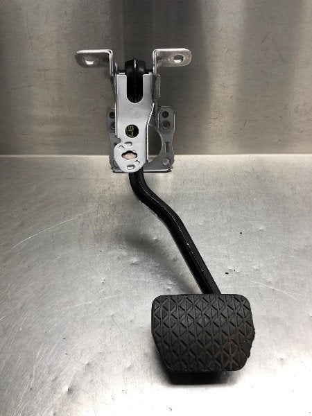 PEDALE DE FREIN ABS Mazda MX-5 (ND) (01-2015/-), Utilisé, Mazda