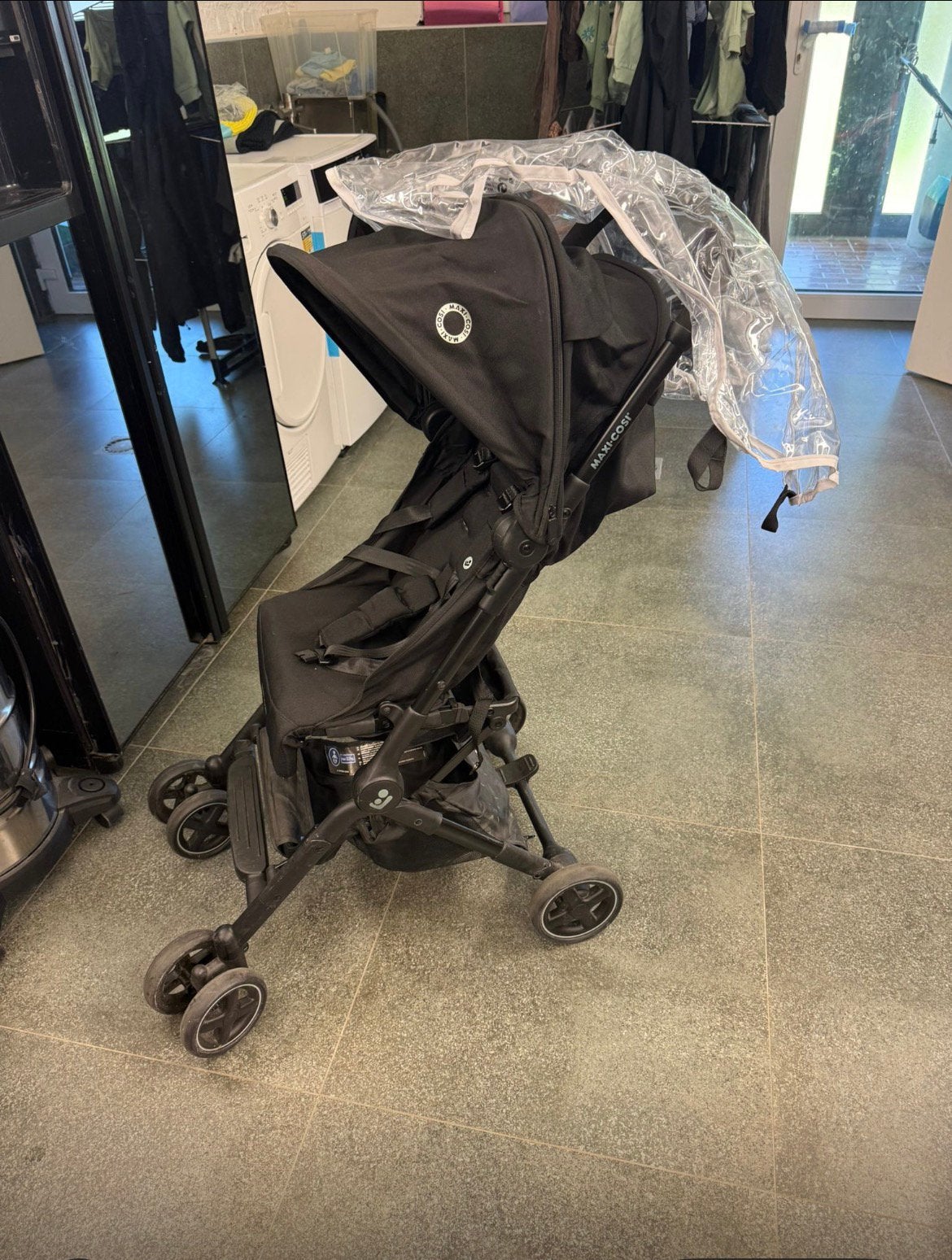 Kinderwagen met wandelstok in zeer goede staat, Kinderen en Baby's, Buggy's, Ophalen of Verzenden, Zo goed als nieuw