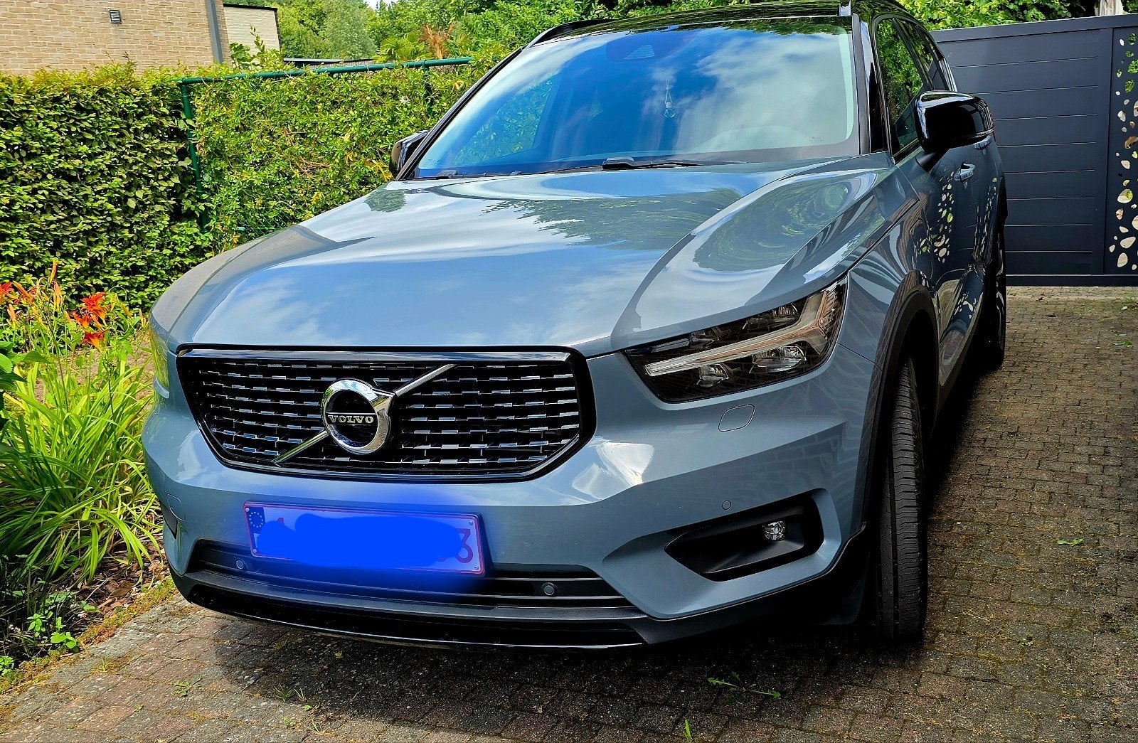 VOLVO XC40 T5 R-DESIGN HYBRIDE 2021, Autos, Volvo, Argent ou Gris, Achat, Euro 6, 5 portes