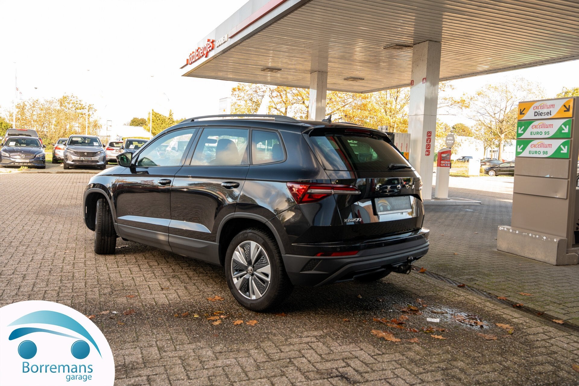 Skoda Karoq 1.5 Automaat/Trekhaak/Carplay/Front-Lane Assist, Auto's, 1498 cc, 4 cilinders, 0 kg, https://public.car-pass.be/vhr/6bbabc05-3259-4b4b-9bd0-bb6744cc4f01
